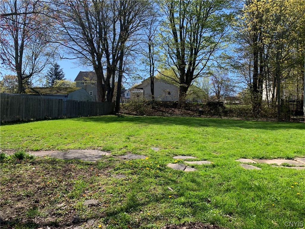 518 Rochester Street Fulton, NY 13069 - Photo 2 of 4