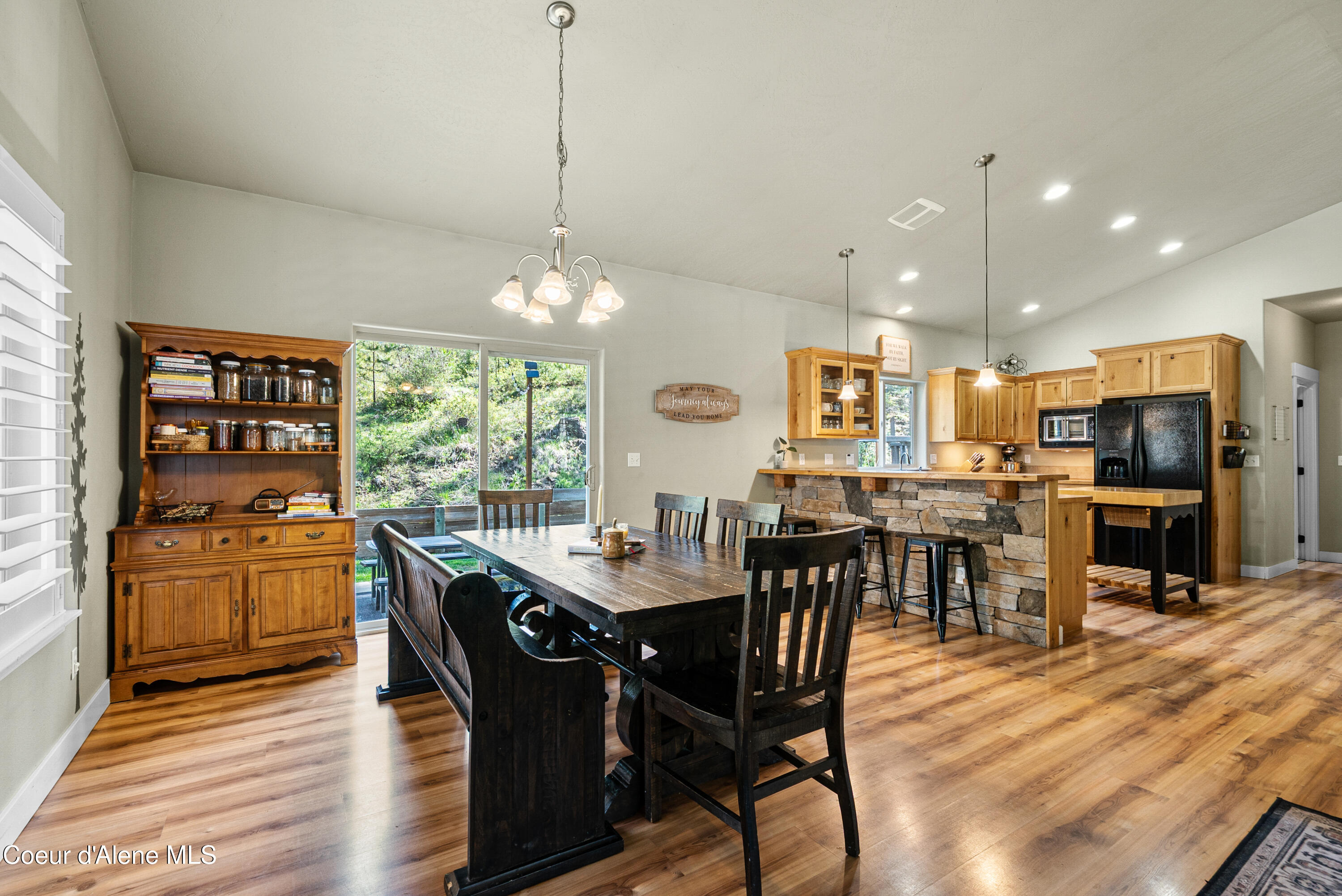 24544 North Dockside Lane Rathdrum, ID 83858 - Photo 18 of 57 Dining Kitchen