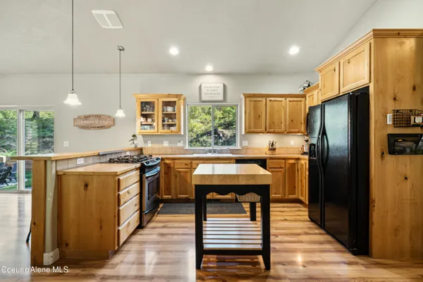$585,000 | 24544 North Dockside Lane, Rathdrum, ID 83858