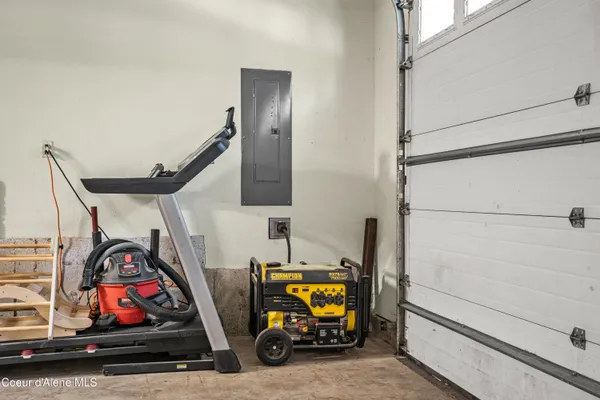 $585,000 | 24544 North Dockside Lane, Rathdrum, ID 83858