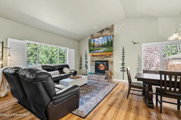 $585,000 | 24544 North Dockside Lane, Rathdrum, ID 83858