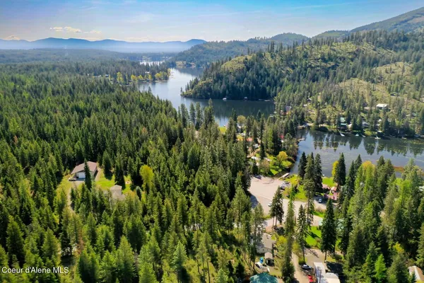 $585,000 | 24544 North Dockside Lane, Rathdrum, ID 83858