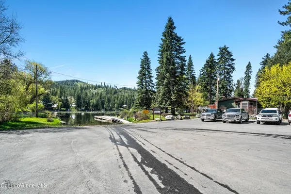 $585,000 | 24544 North Dockside Lane, Rathdrum, ID 83858