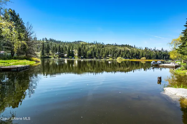$585,000 | 24544 North Dockside Lane, Rathdrum, ID 83858