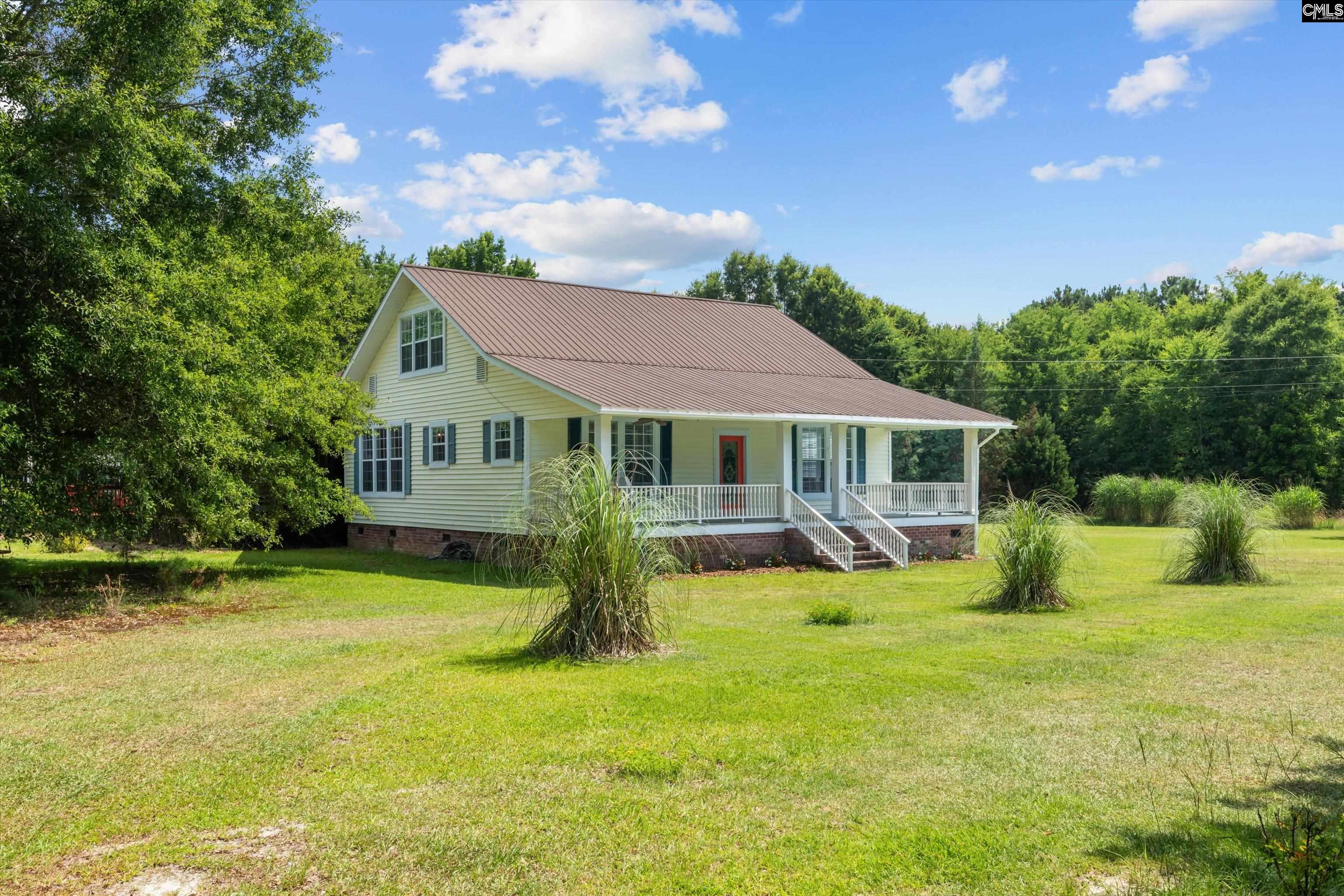 1366 Old Golf Course Road Batesburg, SC 29006 - Photo 3 of 44
