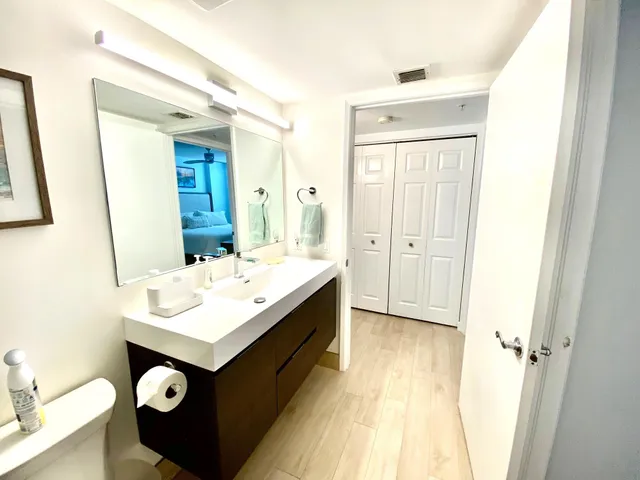 $5,500 | 3594 South Ocean Boulevard, Unit 207, Highland Beach, FL 33487