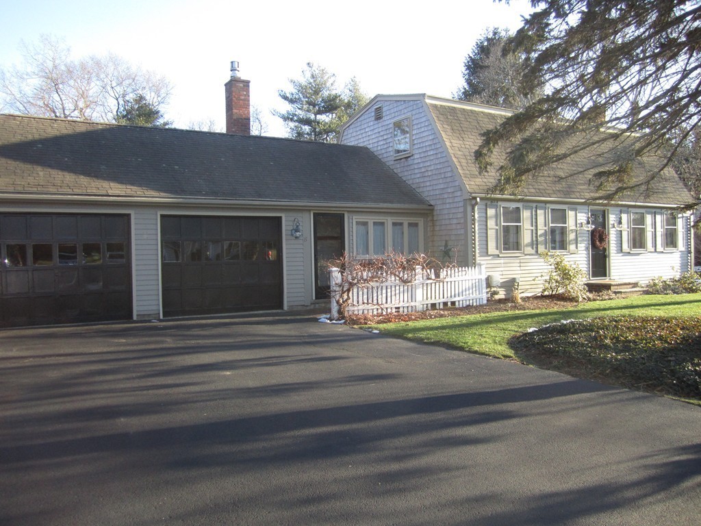 8 Hopkins Road Plymouth, MA 02360 - Photo 1 of 28 Gallery Image 1