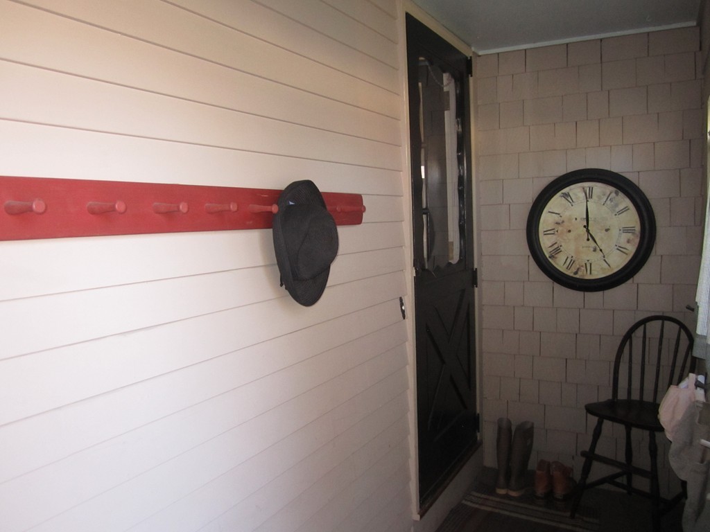 8 Hopkins Road Plymouth, MA 02360 - Photo 4 of 28 Gallery Image 4