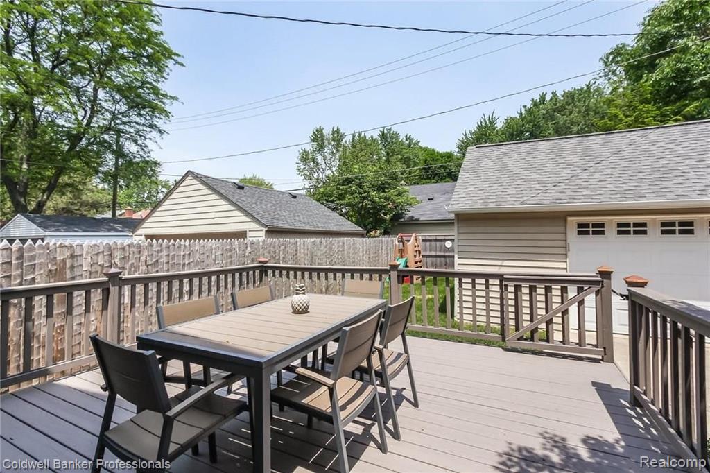 316 Merriweather Road Grosse Pointe Farms, MI 48236 - Photo 37 of 46