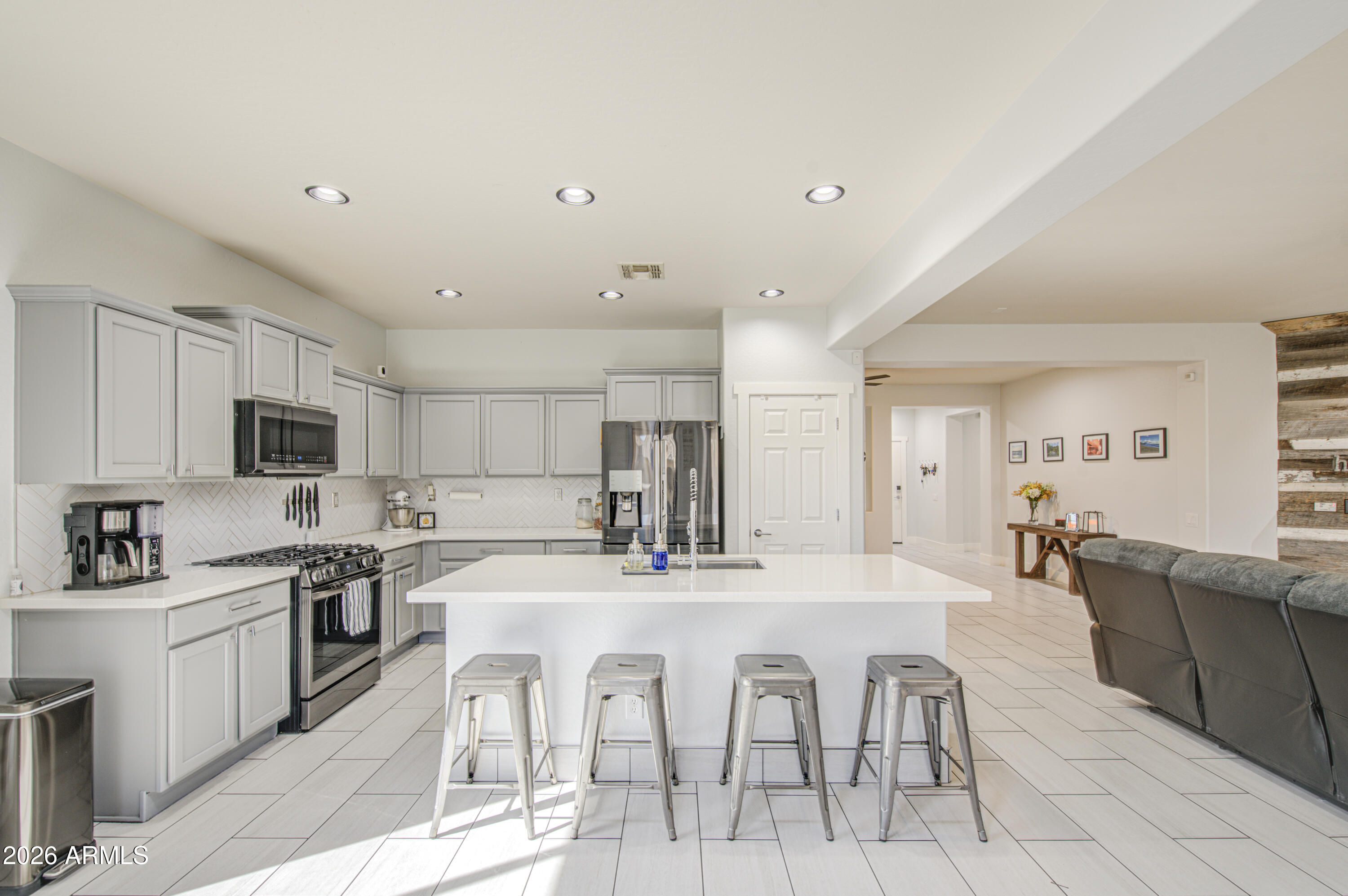 16761 West Pima Street Goodyear, AZ 85338 - Photo 13 of 47 Kitchen 4