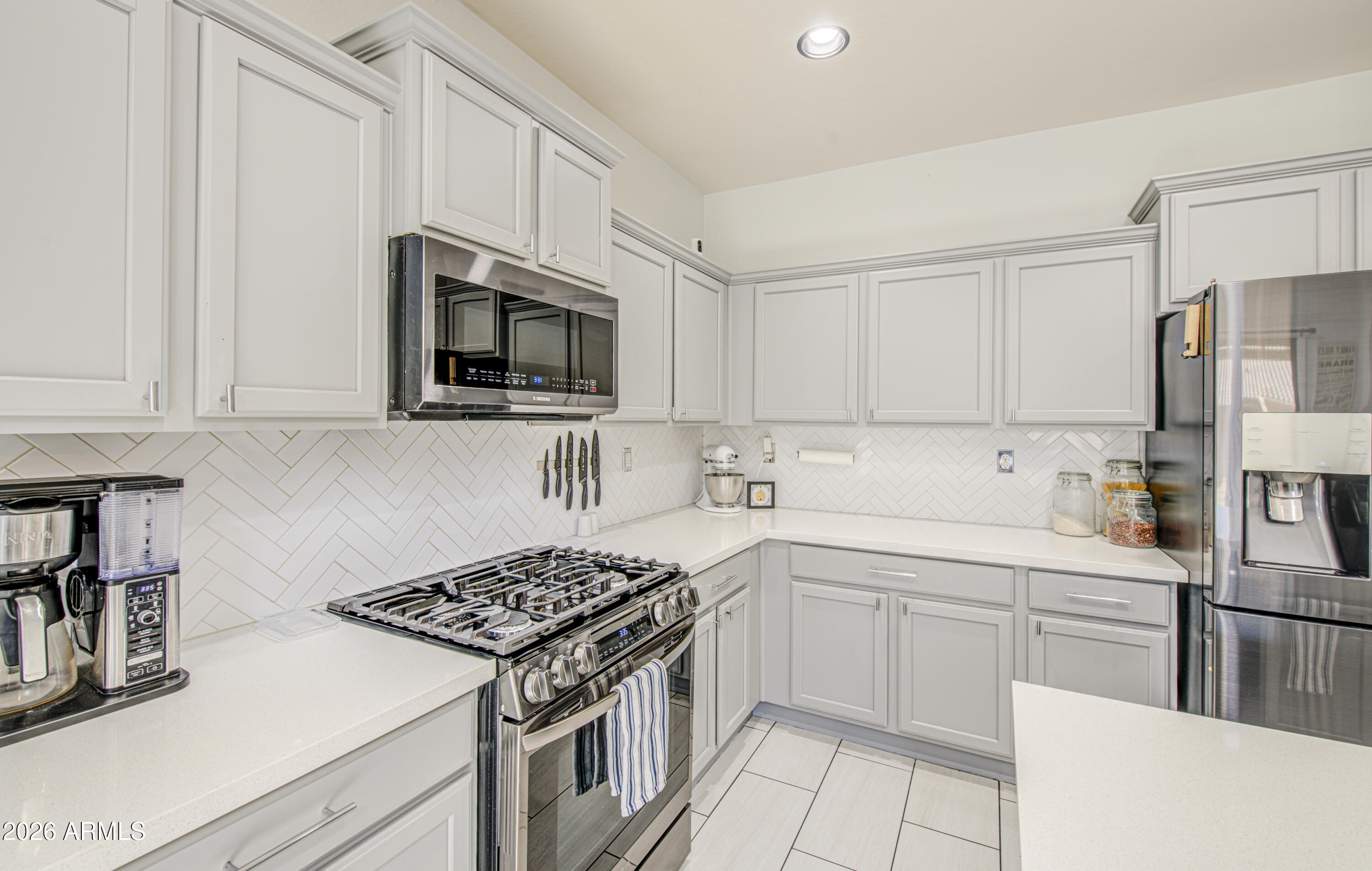 16761 West Pima Street Goodyear, AZ 85338 - Photo 14 of 47 Kitchen 5