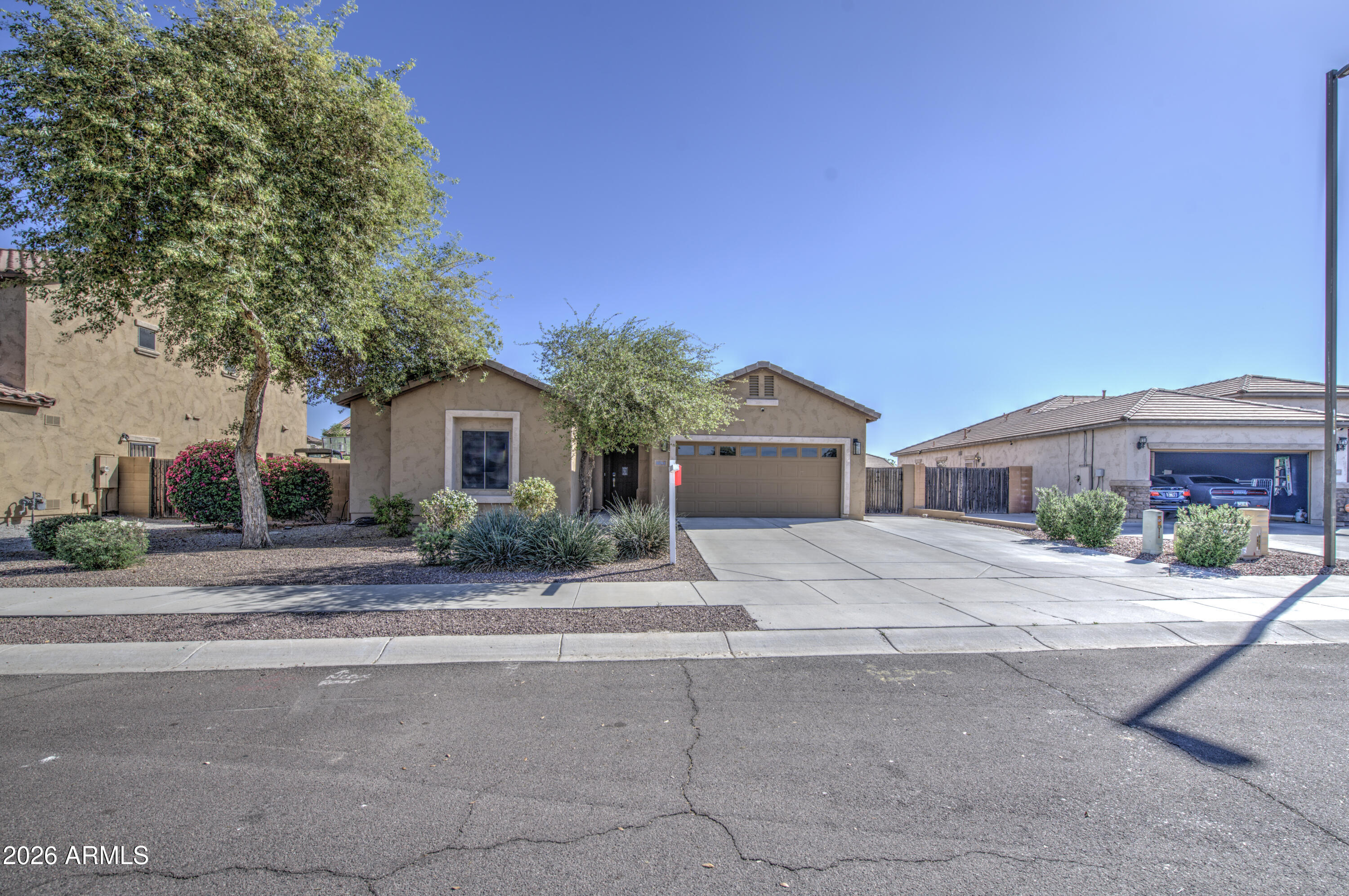 16761 West Pima Street Goodyear, AZ 85338 - Photo 4 of 47 Front 4