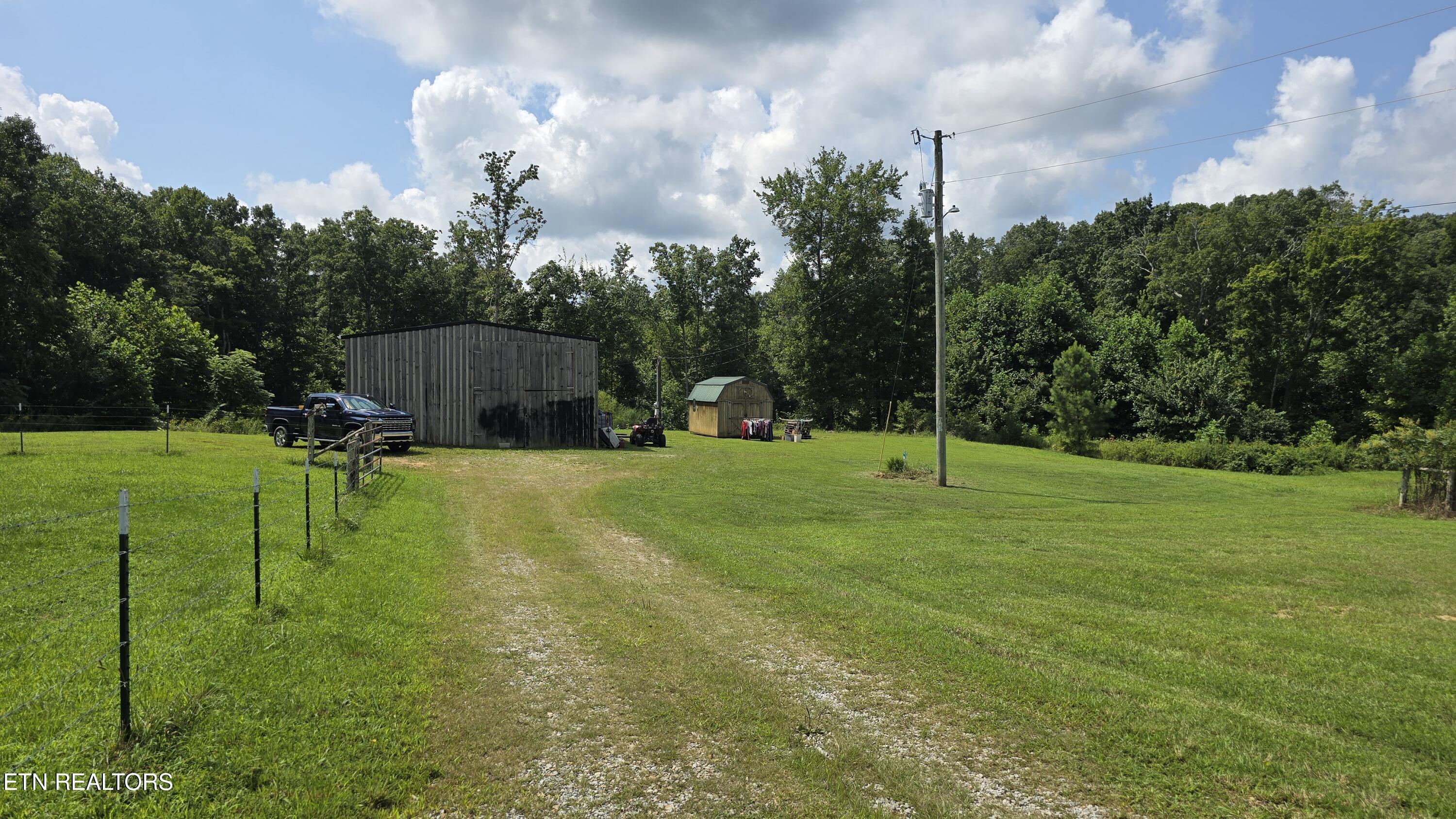 381 Grapevine Road Crossville, TN 38572 - Photo 16 of 25 20260811_111552