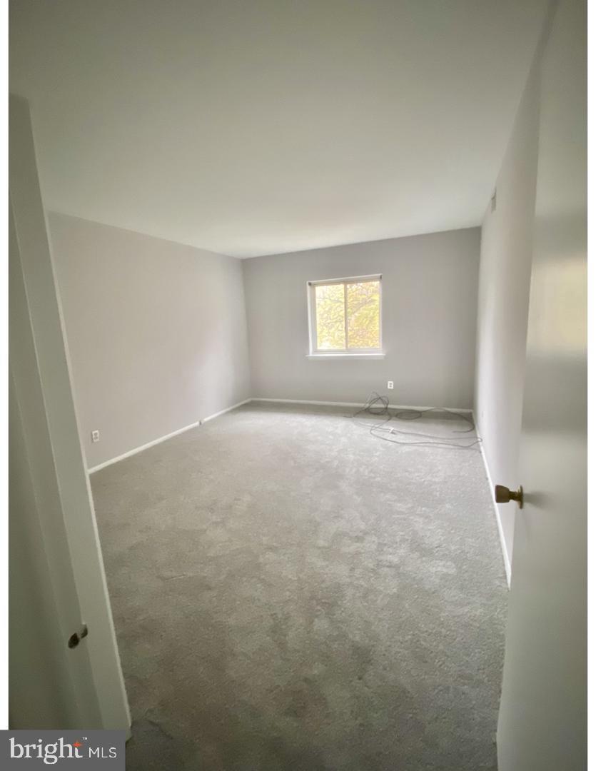 7 Rockford Road, Unit E026 Wilmington, DE 19806 - Photo 6 of 11