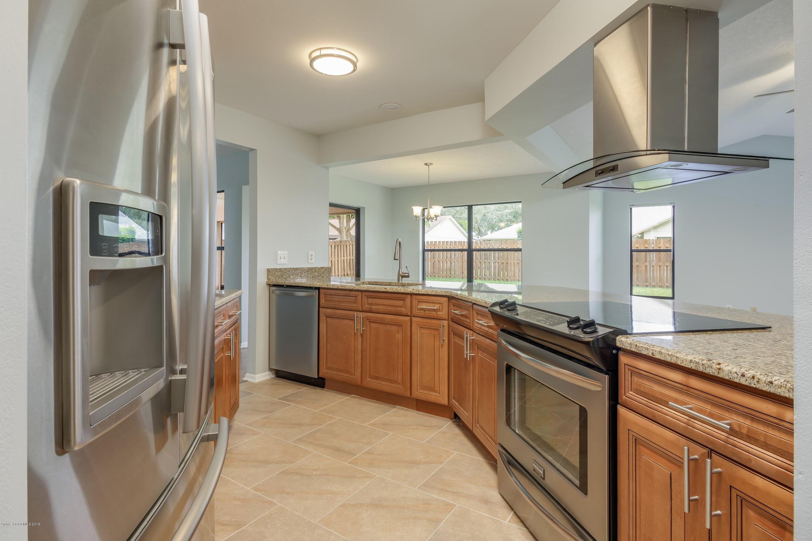 135 Twin Lakes Road Melbourne, FL 32901 - Photo 5 of 25 3B250905-B92B-4DAF-AA81-5BDD60F014F1