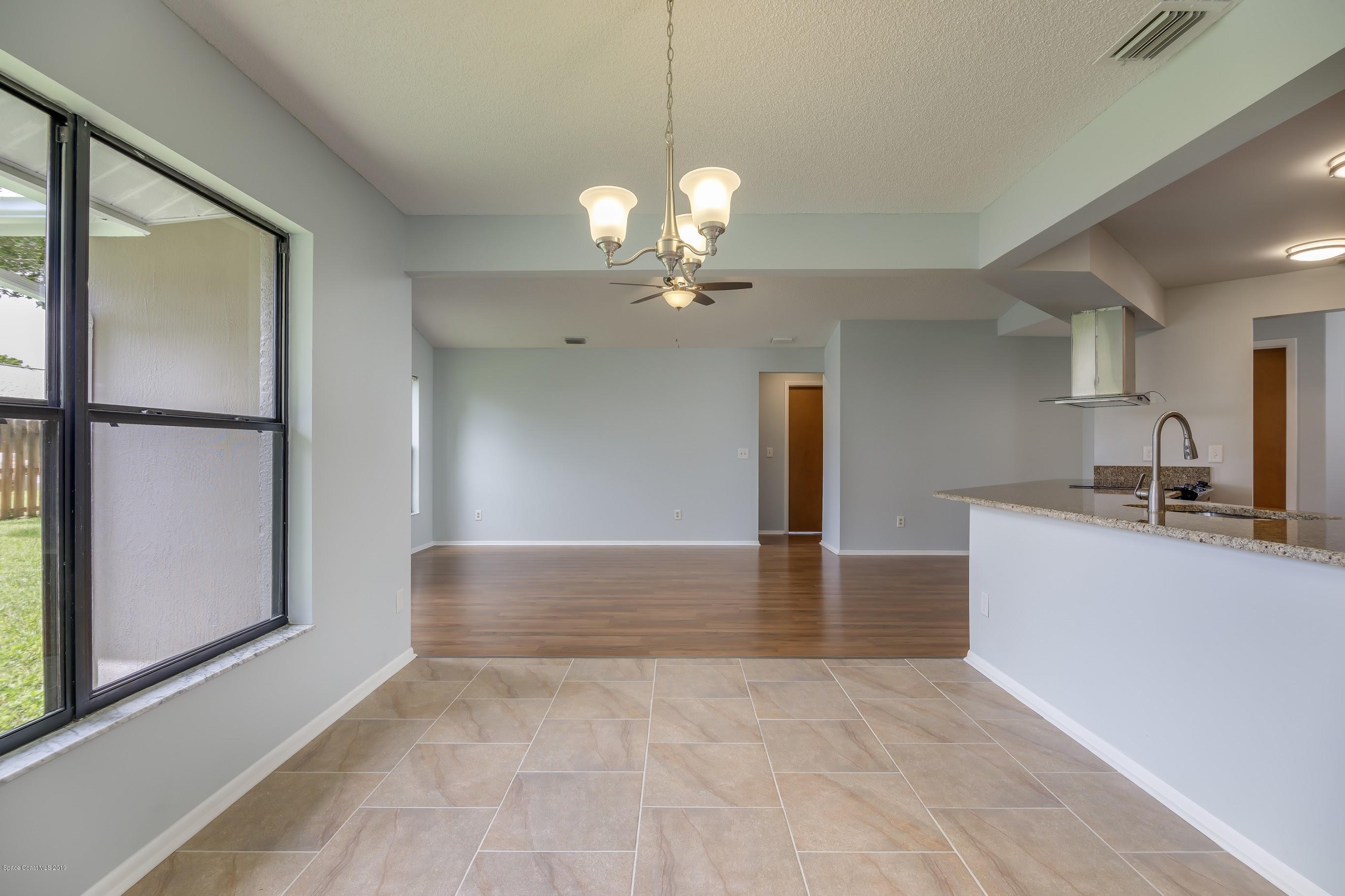 135 Twin Lakes Road Melbourne, FL 32901 - Photo 10 of 25 858B1767-11E8-4AFE-8AD6-C9D42EED4DB3