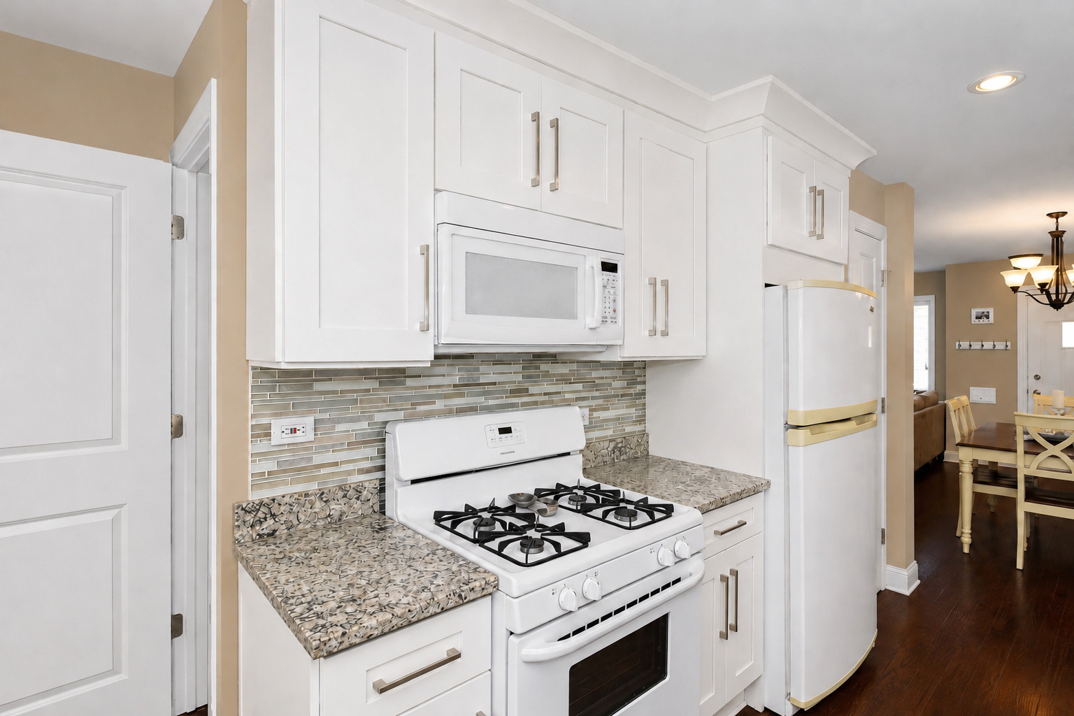 237 North Hamlin Avenue Park Ridge, IL 60068 - Photo 10 of 27