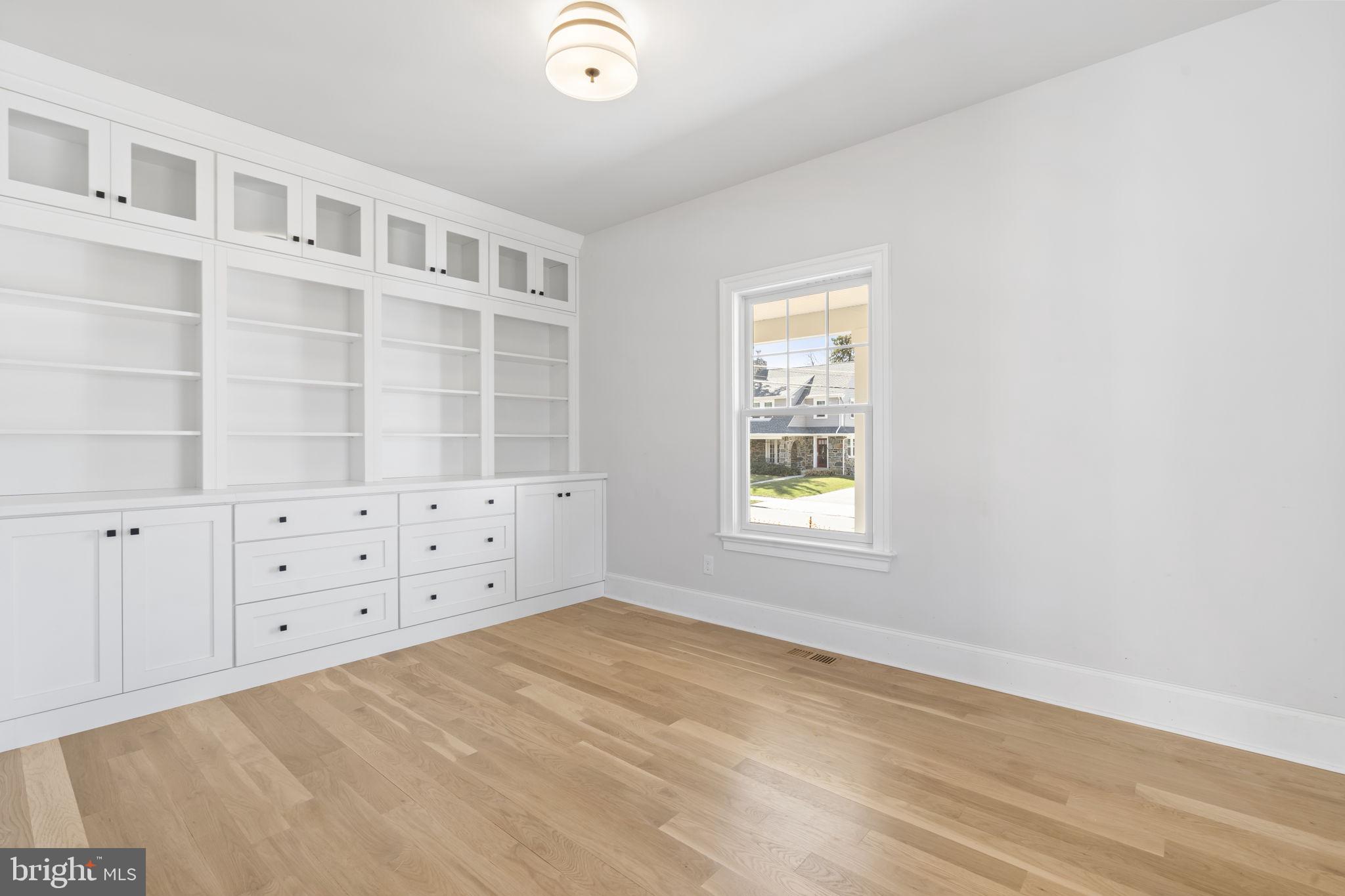 39 Simpson Road Ardmore, PA 19003 - Photo 20 of 49 an empty room with cabinet