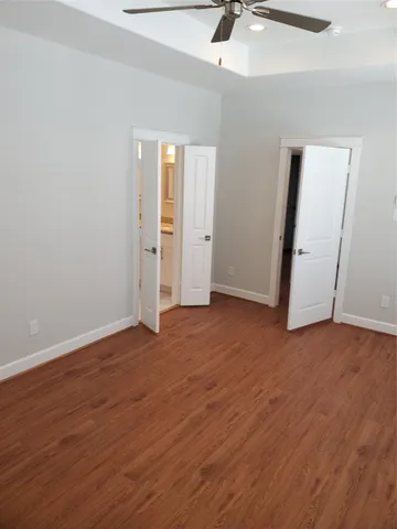 $2,295 | 716 C Link Road, Houston, TX 77009