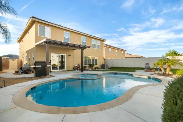 $699,999 | 34668 Butte Court, Murrieta, CA 92563