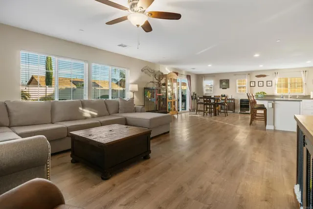 $699,999 | 34668 Butte Court, Murrieta, CA 92563