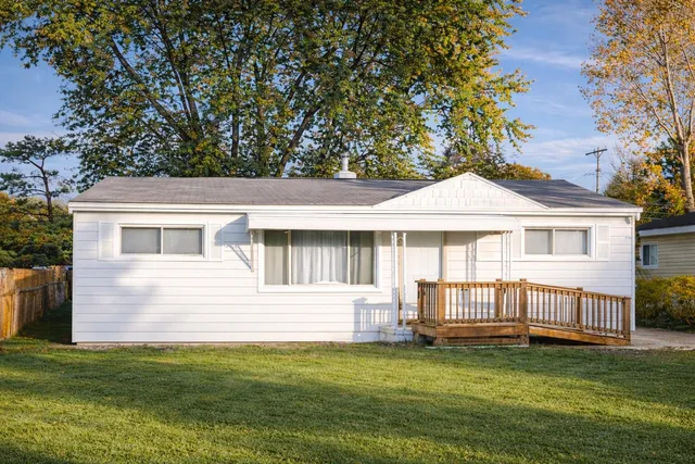 $174,900 | 13747 Humphrey Street, Southgate, MI 48195