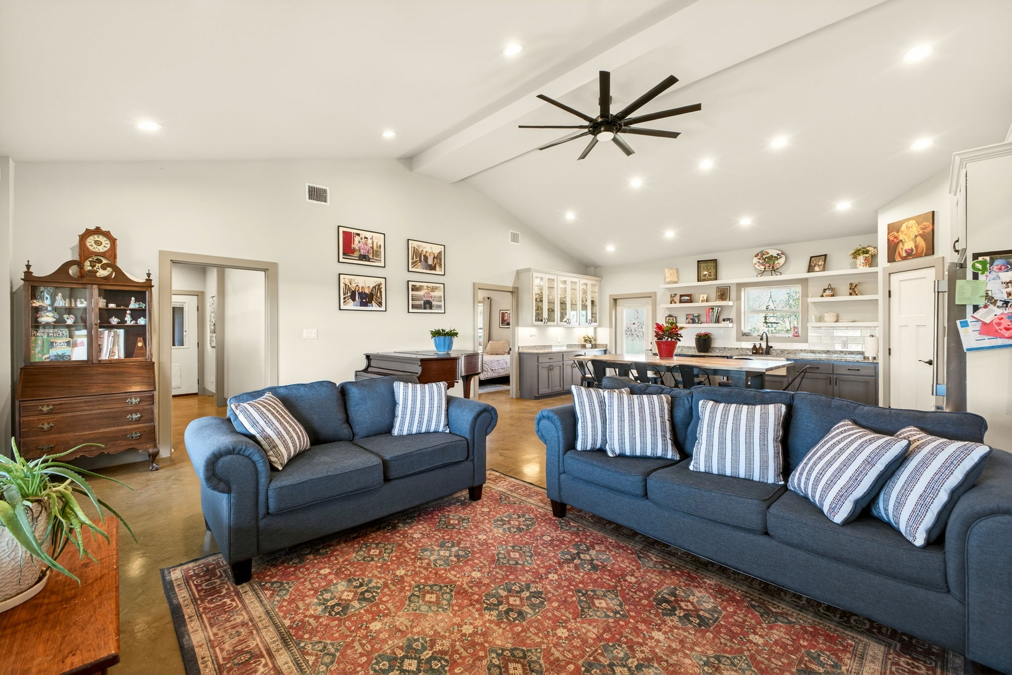 7047 Falke-Heinrich Road Schulenburg, TX 78956 - Photo 10 of 37