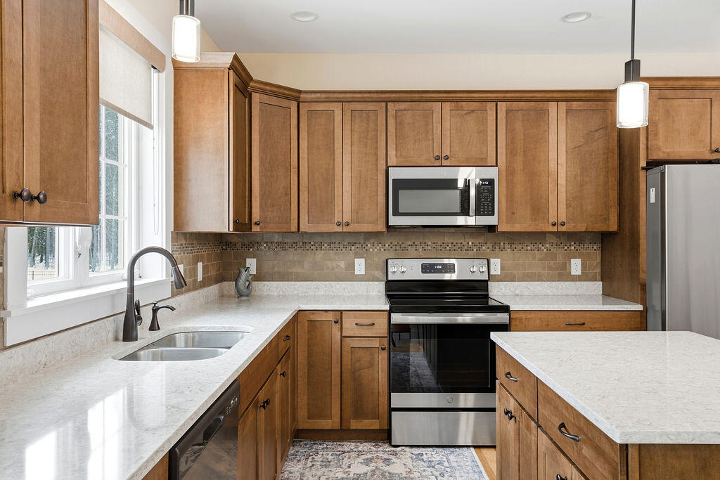 4 Conservation Drive Kennebunk, ME 04043 - Photo 16 of 48 packmaynard_ewyman_4conservationkennebun