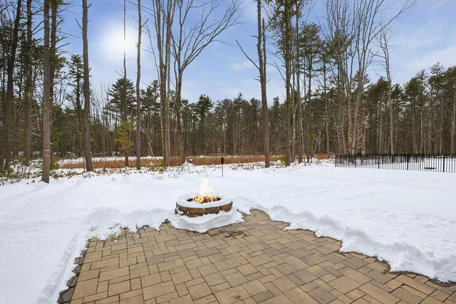 $910,000 | 4 Conservation Drive, Kennebunk, ME 04043