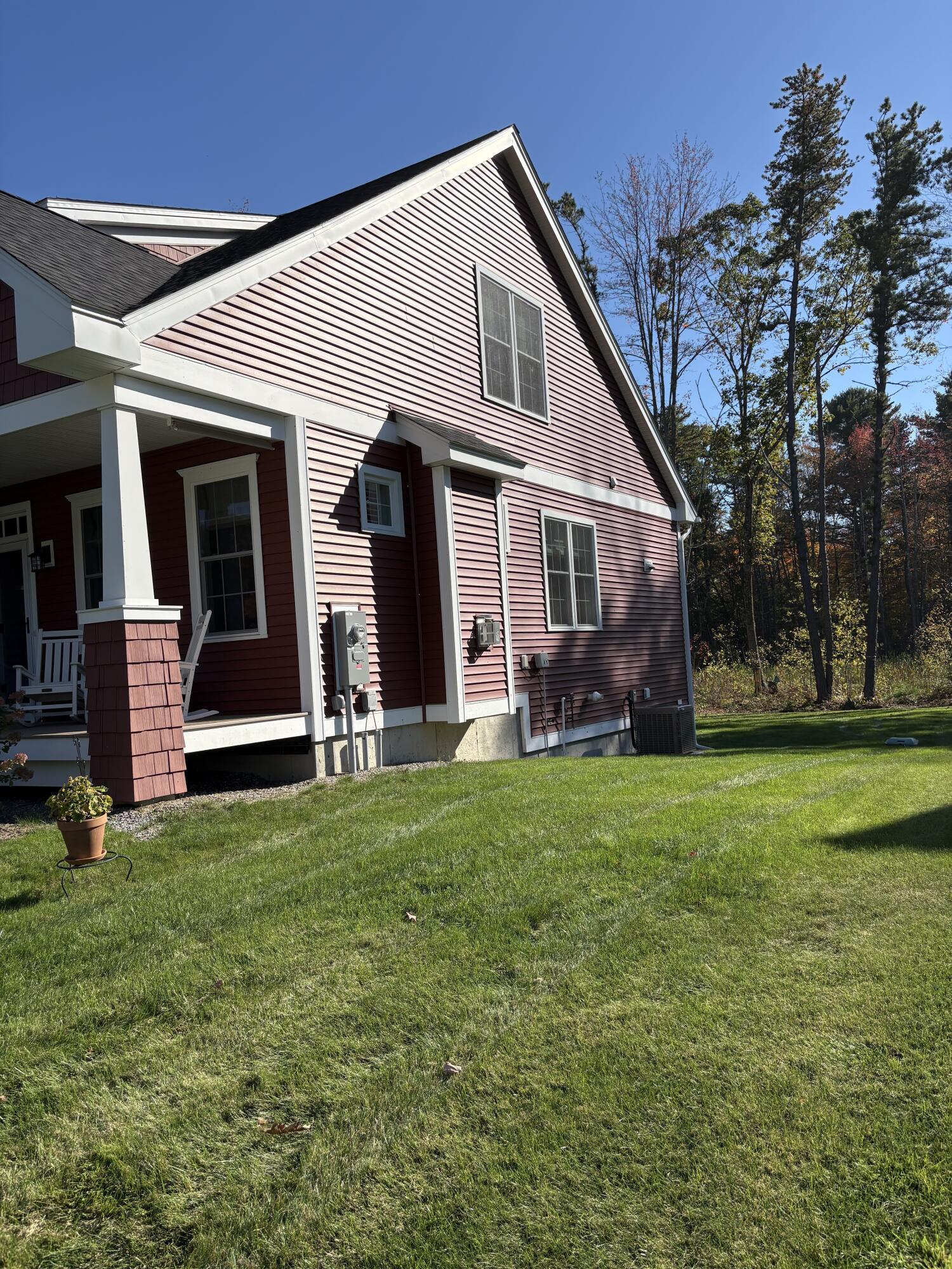 4 Conservation Drive Kennebunk, ME 04043 - Photo 45 of 48 Right side