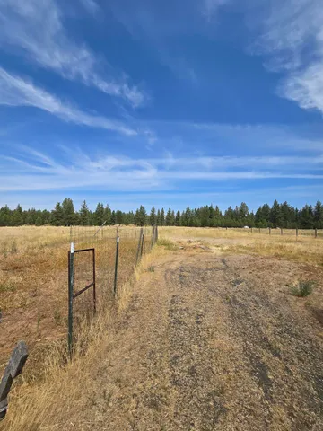 $435,000 | 27210 West Cornwall Road, Cheney, WA 99004