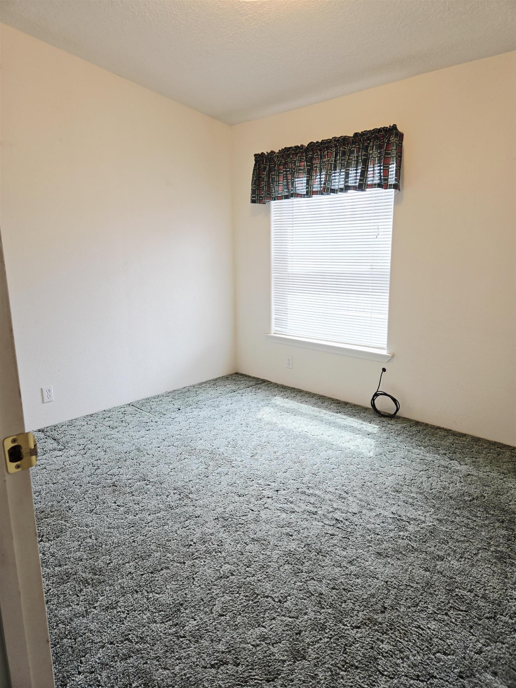 27210 West Cornwall Road Cheney, WA 99004 - Photo 7 of 17