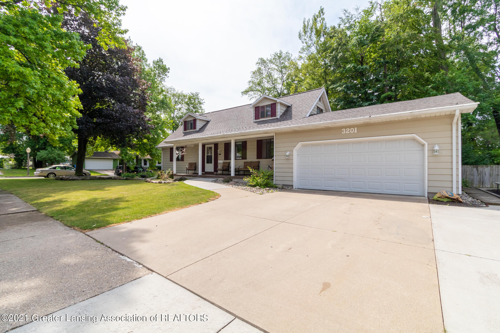 3201 Rice Court Lansing, MI 48911 - Photo 2 of 35 3201_Rice_Court_JEFF-4