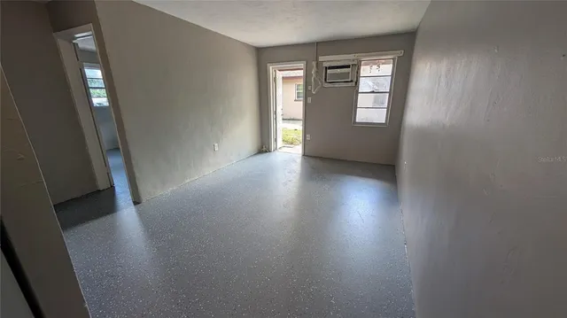 $1,195 | 1845 20th Street, Sarasota, FL 34234