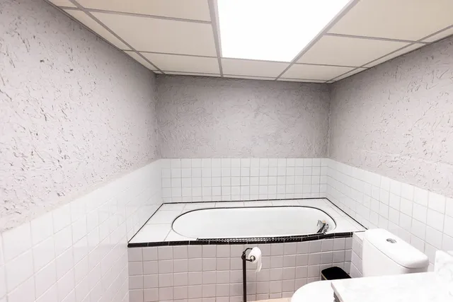 $229,900 | 2220 139th Street, Blue Island, IL 60406