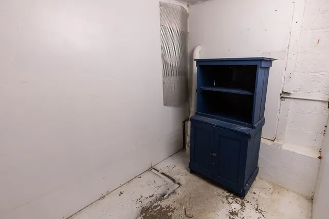 $229,900 | 2220 139th Street, Blue Island, IL 60406