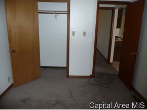 2136 South 10th Street Springfield, IL 62703 - Photo 8 of 10