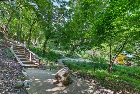 $1,700,000 | 450 Vine Hill Road, Santa Cruz, CA 95065