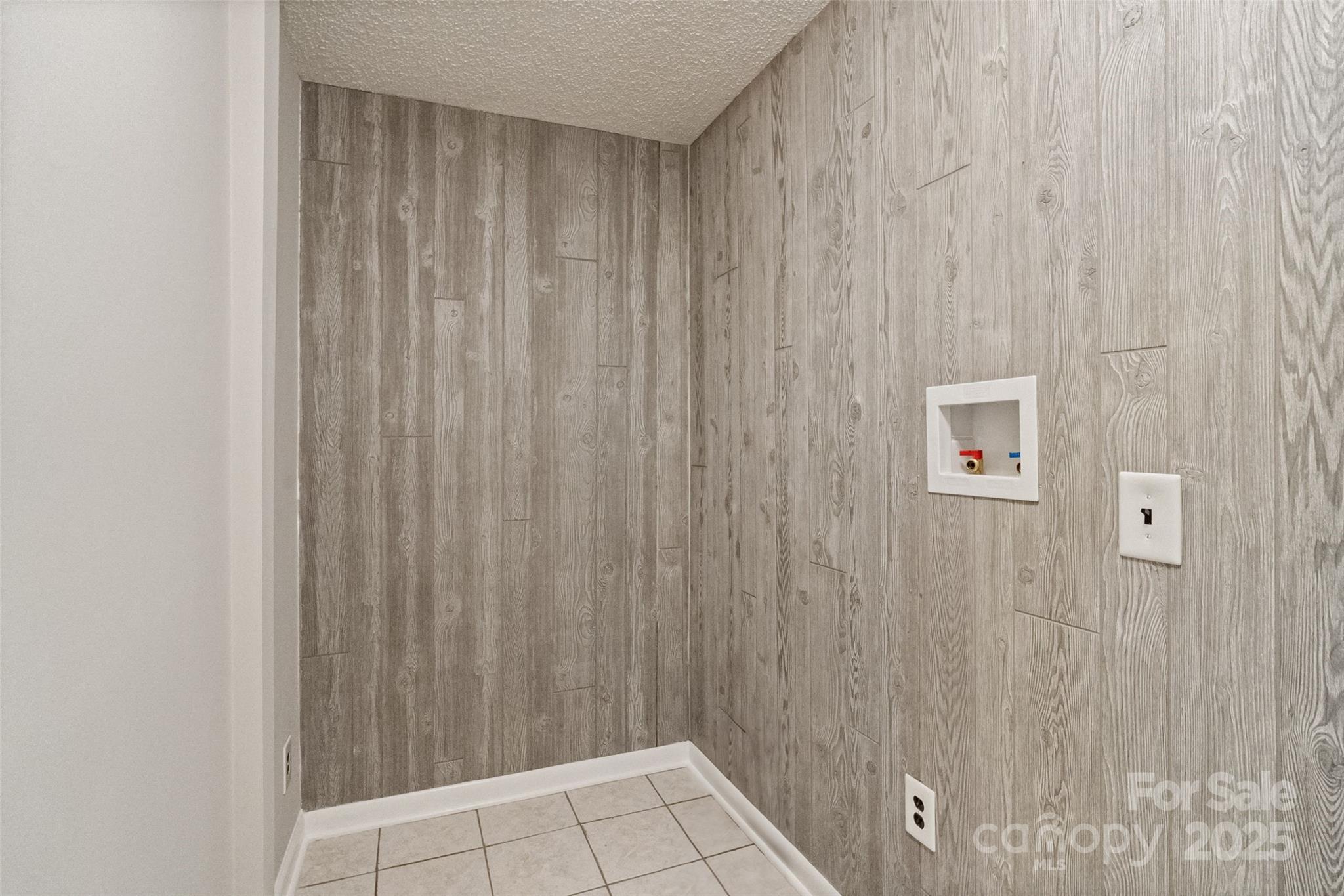 29 7th Street York, SC 29745 - Photo 13 of 22 a view of a bathroom