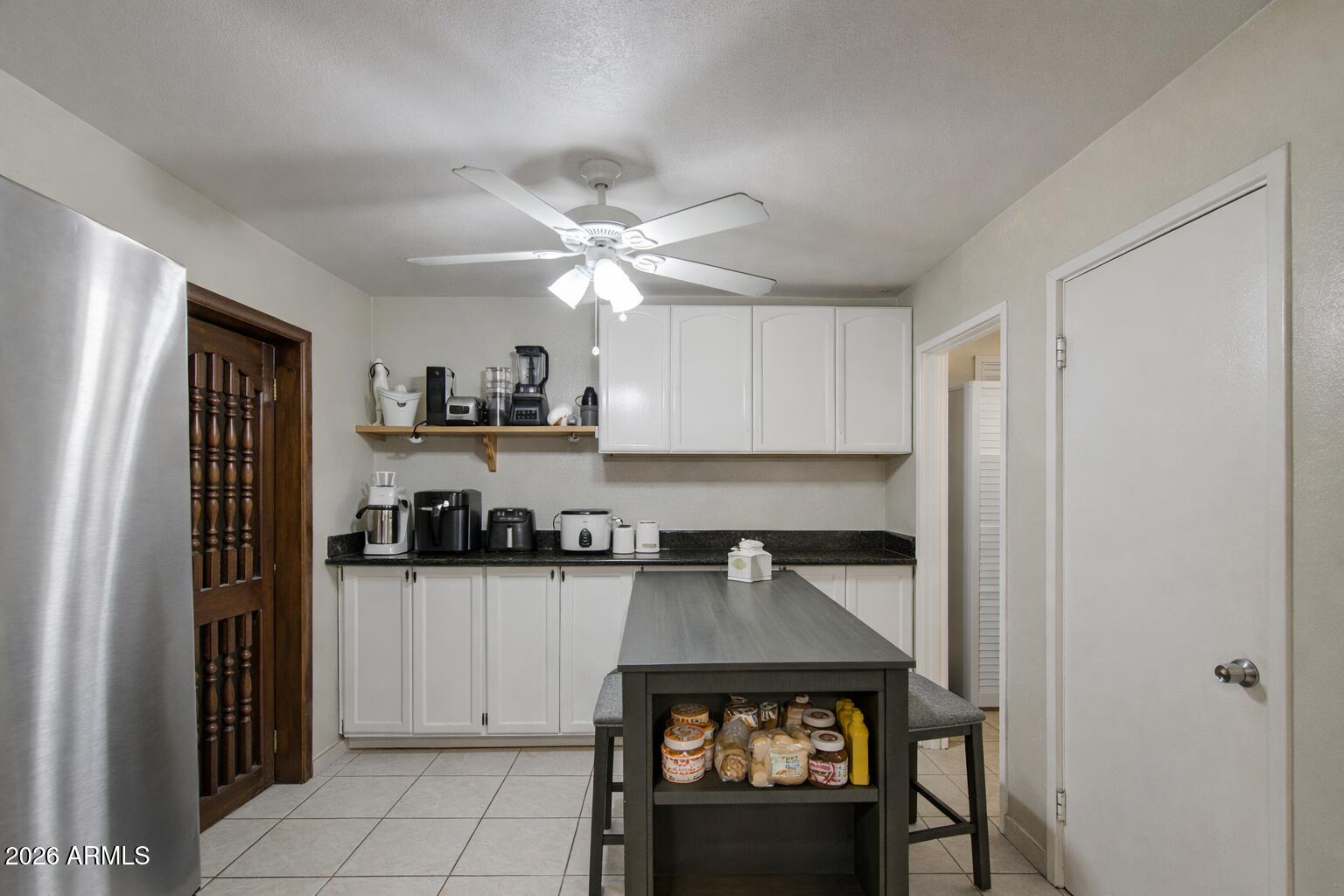 3107 West Montebello Avenue Phoenix, AZ 85017 - Photo 12 of 34 Kitchen