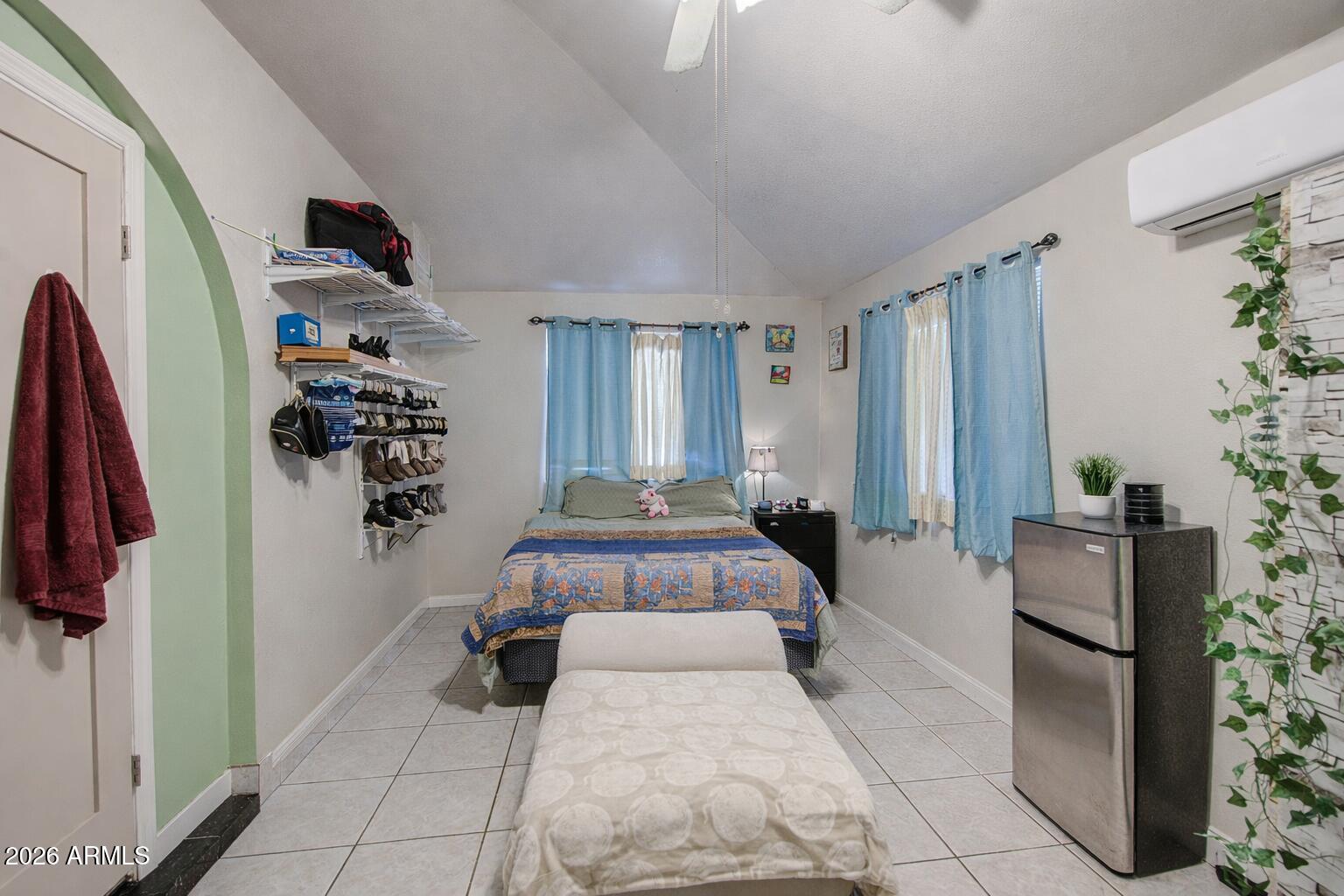 3107 West Montebello Avenue Phoenix, AZ 85017 - Photo 24 of 34 Bedroom 3