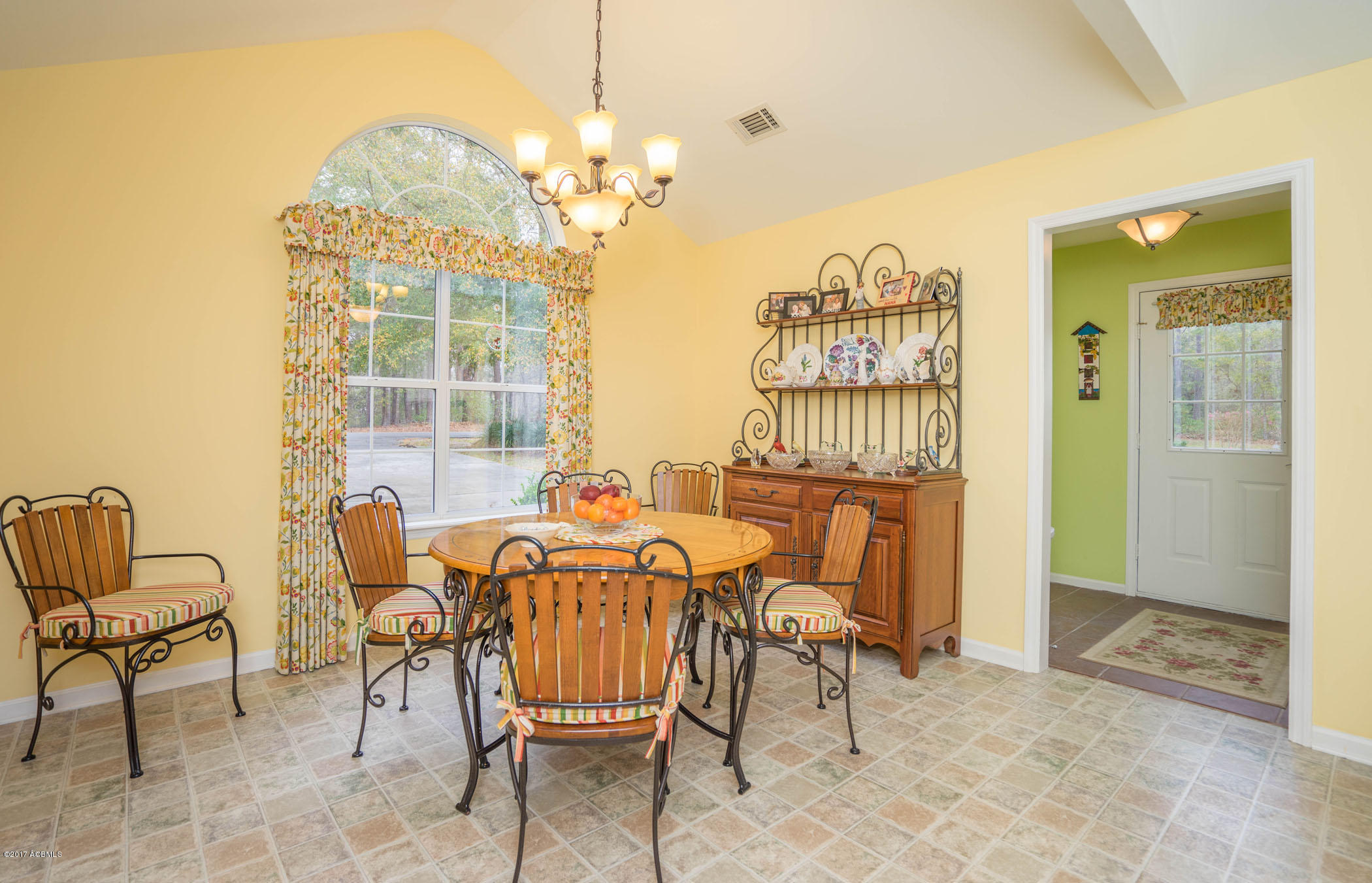 69 State Rd S-7-578 Beaufort, SC 29907 - Photo 11 of 27 DSC04711-1