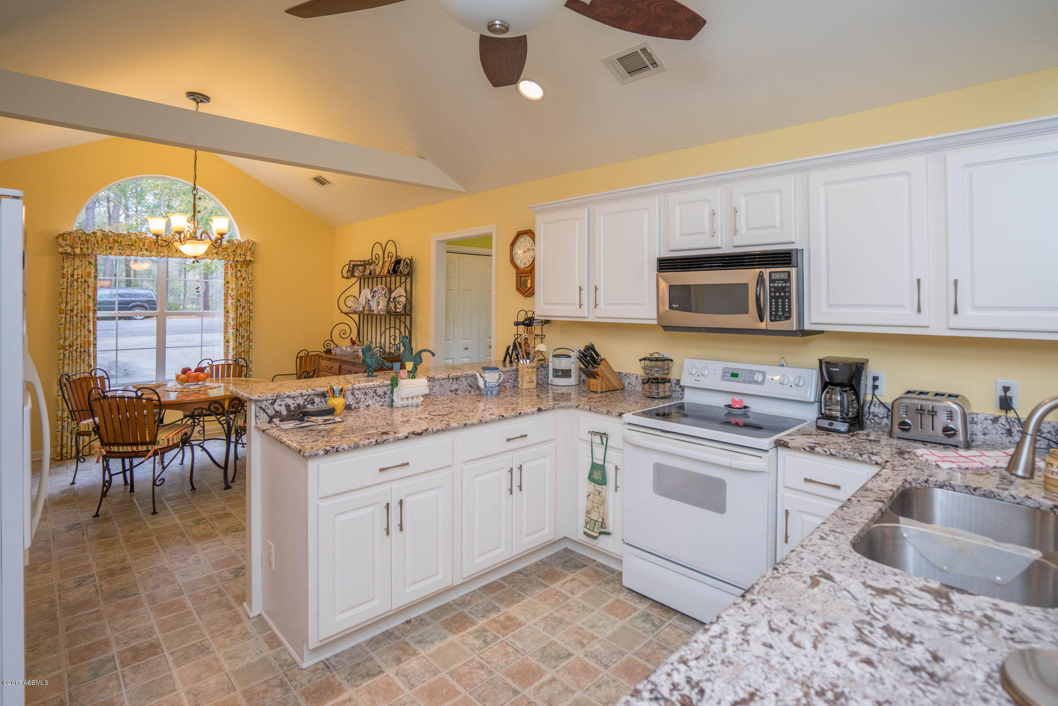 69 State Rd S-7-578 Beaufort, SC 29907 - Photo 15 of 27 DSC04715-1