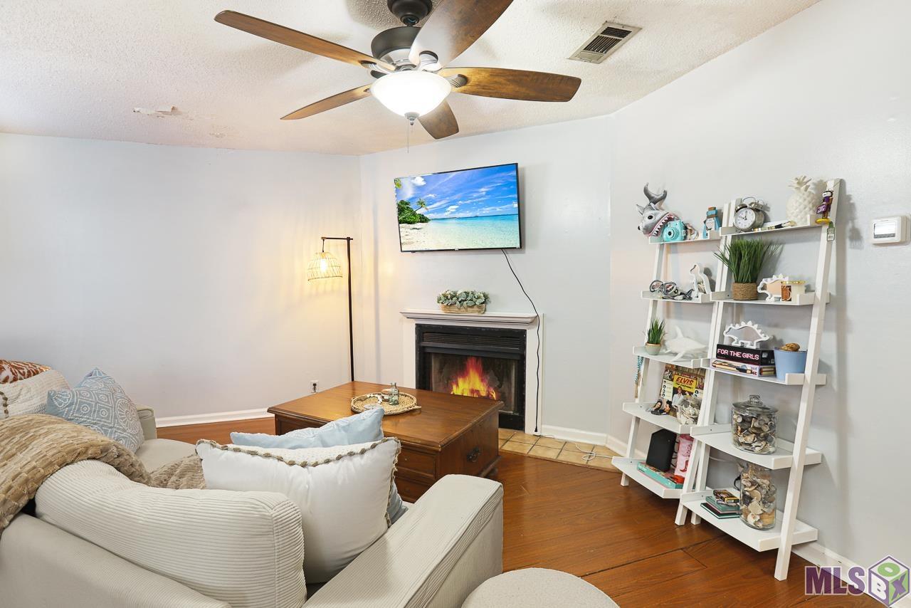 141 East Boyd Drive, Unit 202 Baton Rouge, LA 70808 - Photo 3 of 15 Gallery Image 3
