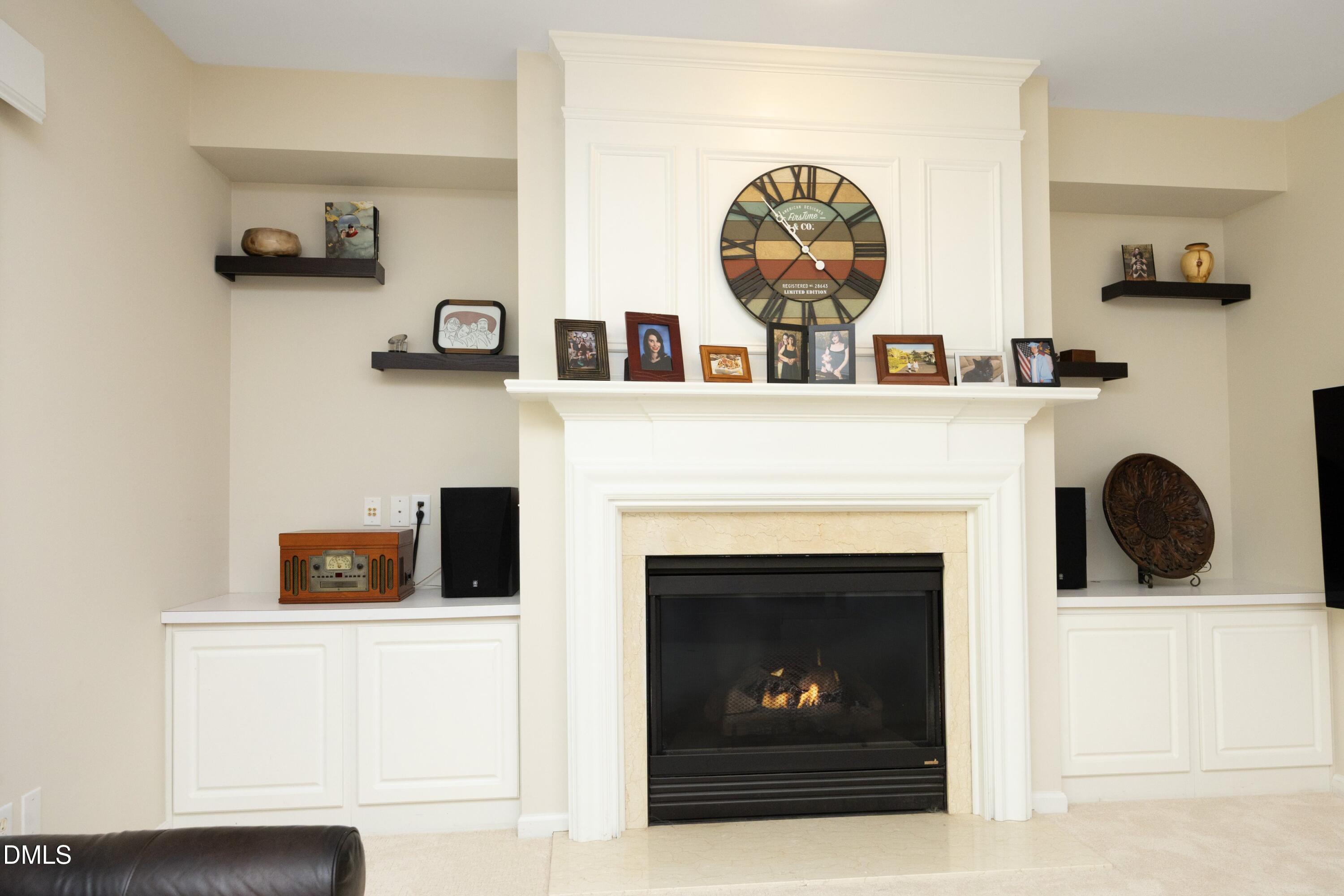 7537 Silver View Lane Raleigh, NC 27613 - Photo 10 of 50 09Fireplace