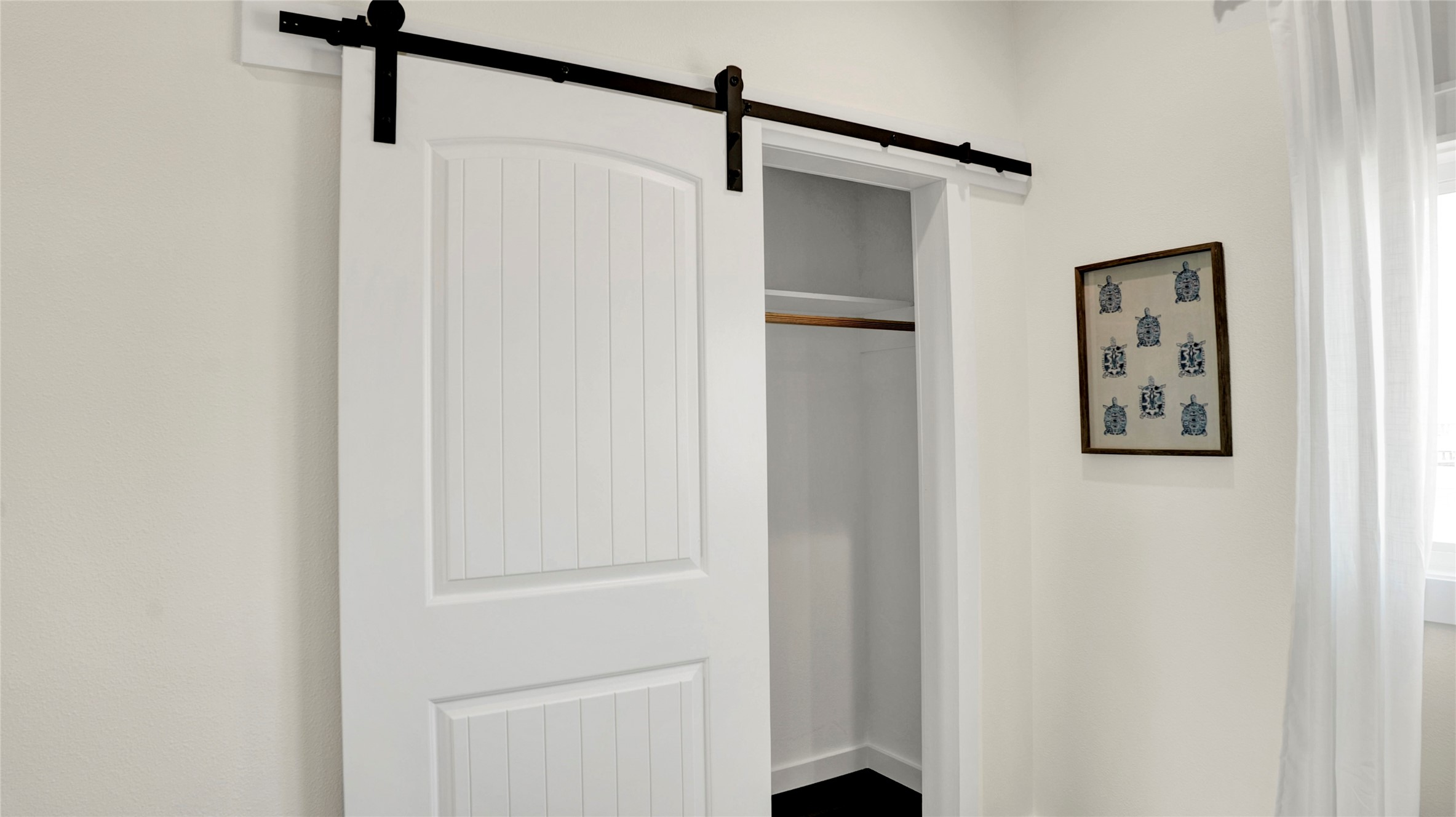 1064 Sunset Circle East Crystal Beach, TX 77650 - Photo 43 of 50 a view of a hallway