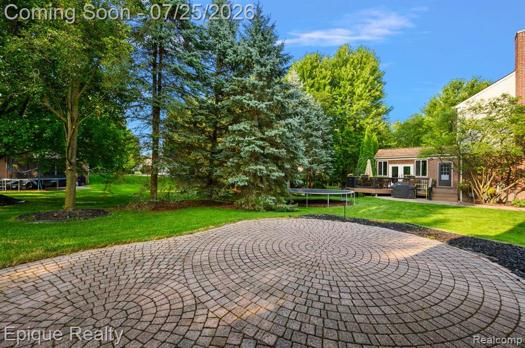 1909 Catlin Drive Rochester, MI 48306 - Photo 14 of 76
