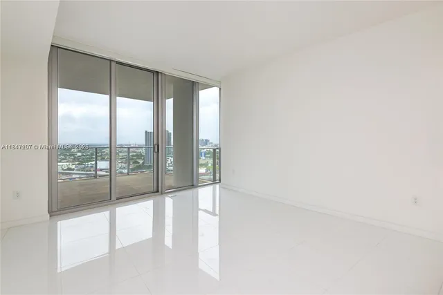 $675,000 | 851 Northeast 1st Avenue, Unit 2100, Miami, FL 33132