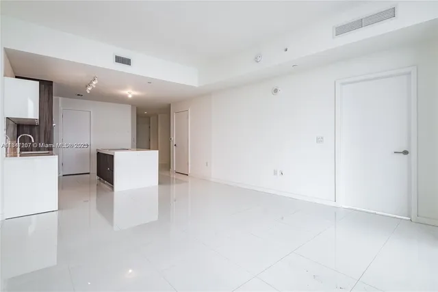 $675,000 | 851 Northeast 1st Avenue, Unit 2100, Miami, FL 33132