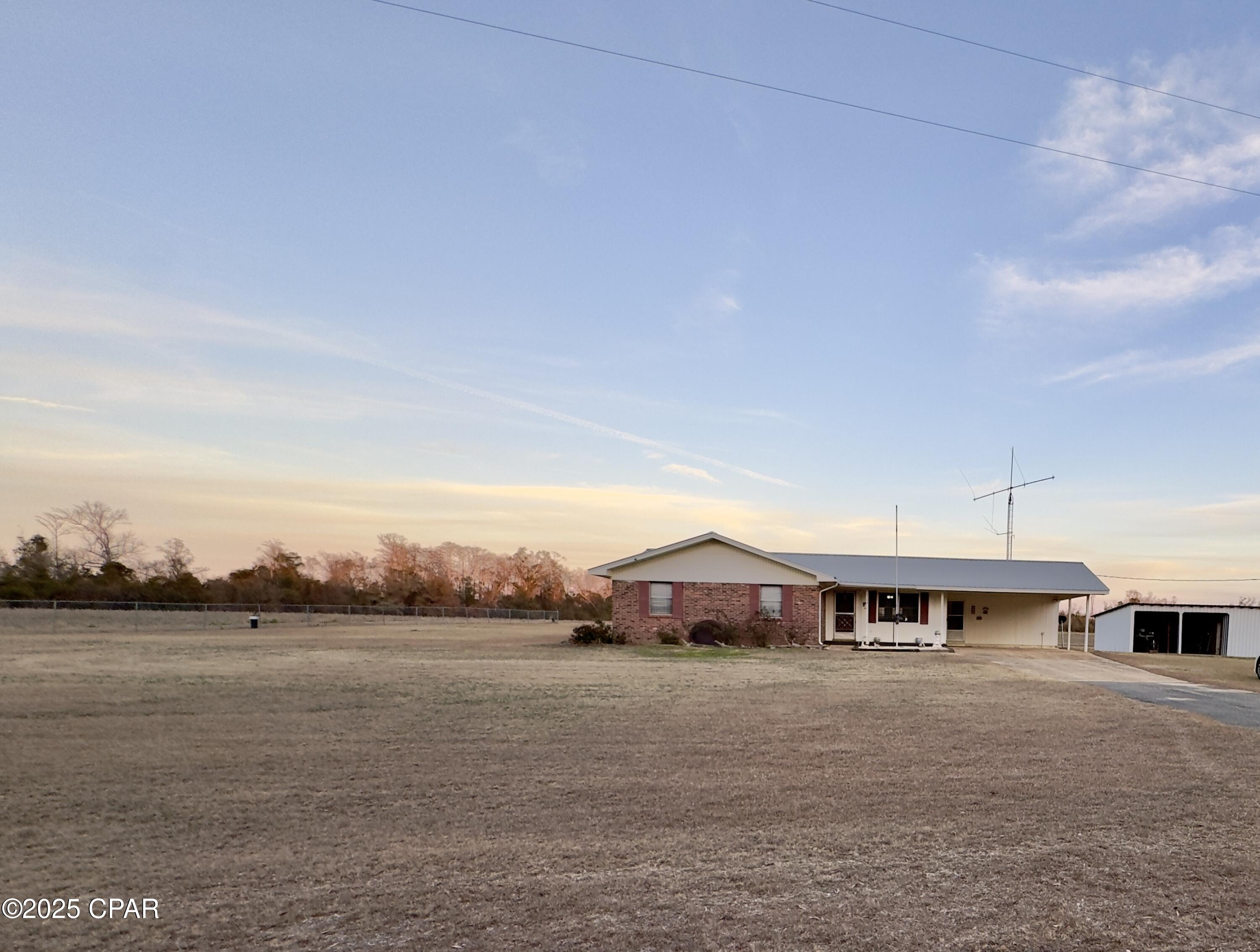 2386 Phillips Road Cottondale, FL 32431 - Photo 6 of 46